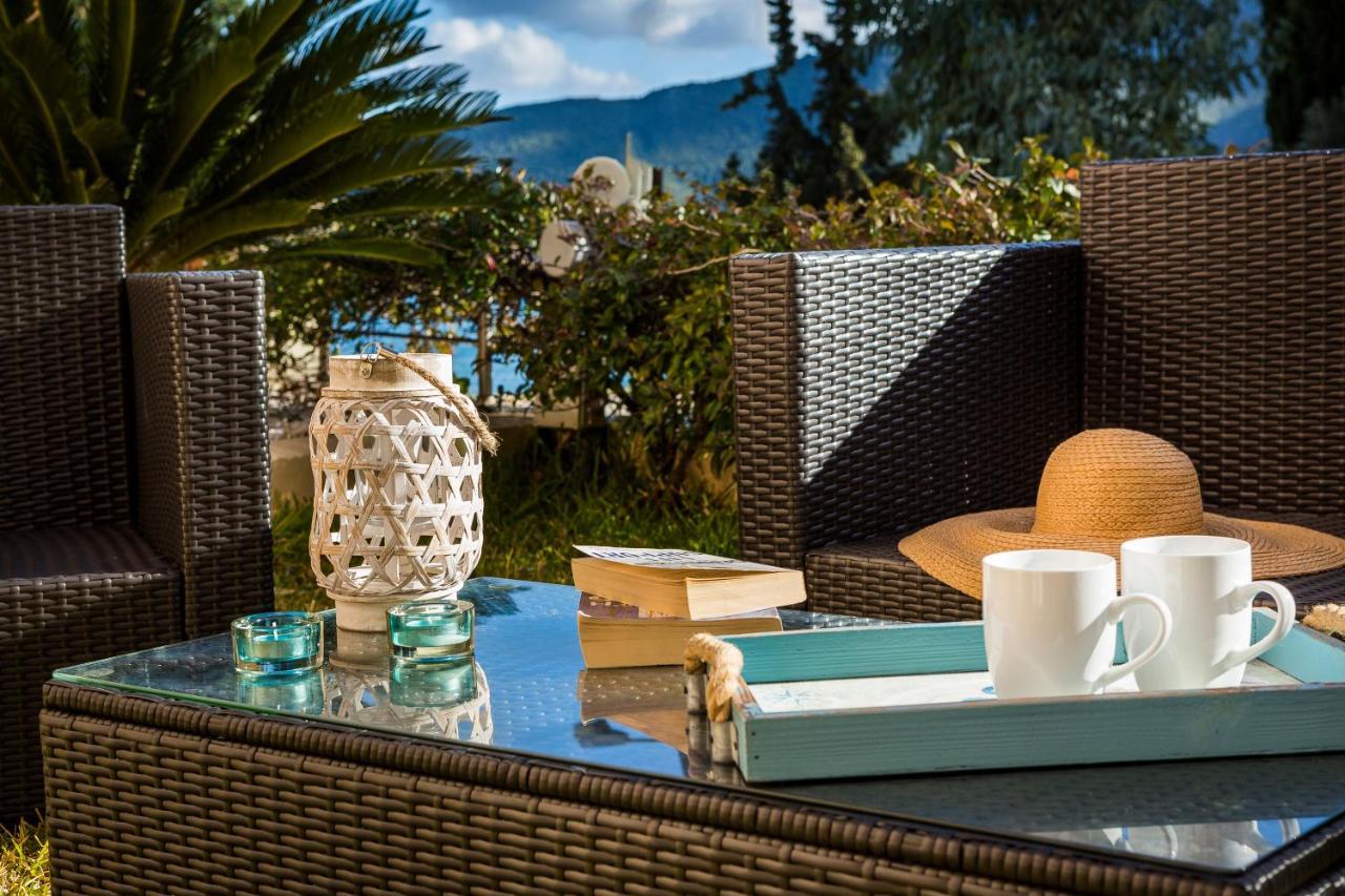 Apartment Lilly, Apartment With Communal Pool, 10 Meters From Sea Sami  Buitenkant foto